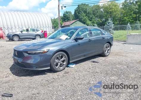 2024 Honda Accord Ex z USA, uszkodzony, nr VIN 1HGCY1F32RA093111